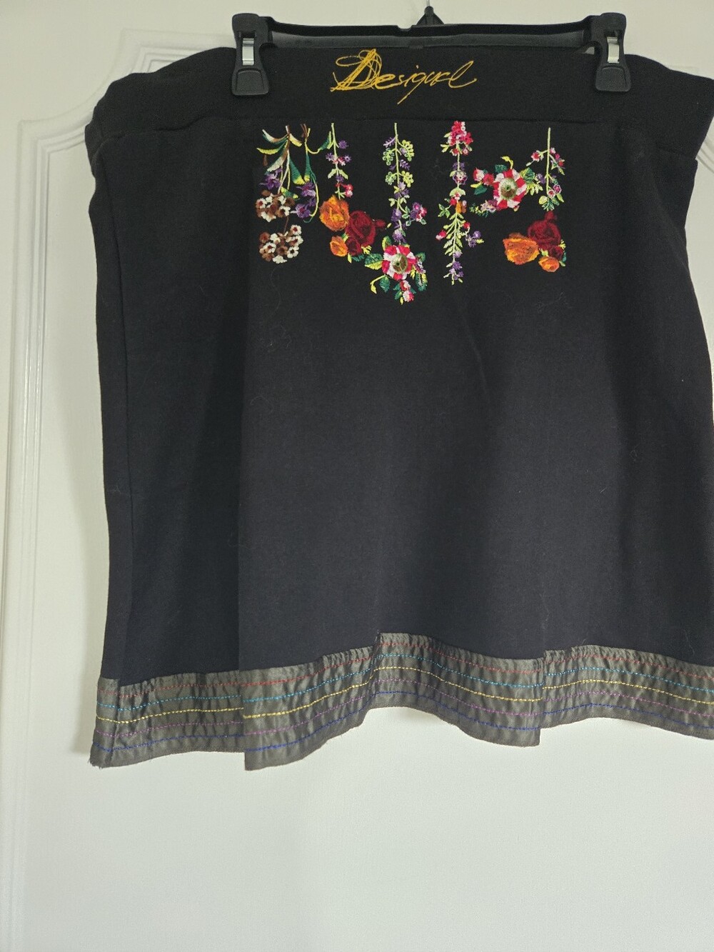 NWT Desigual Black Floral Embroidered Tube Skirt XL - Picture 3 of 7